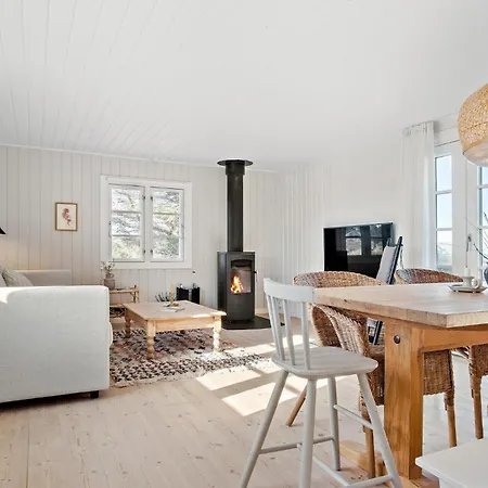 3 Bedroom Lovely In * Saltum