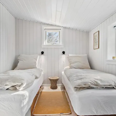 3 Bedroom Lovely In *